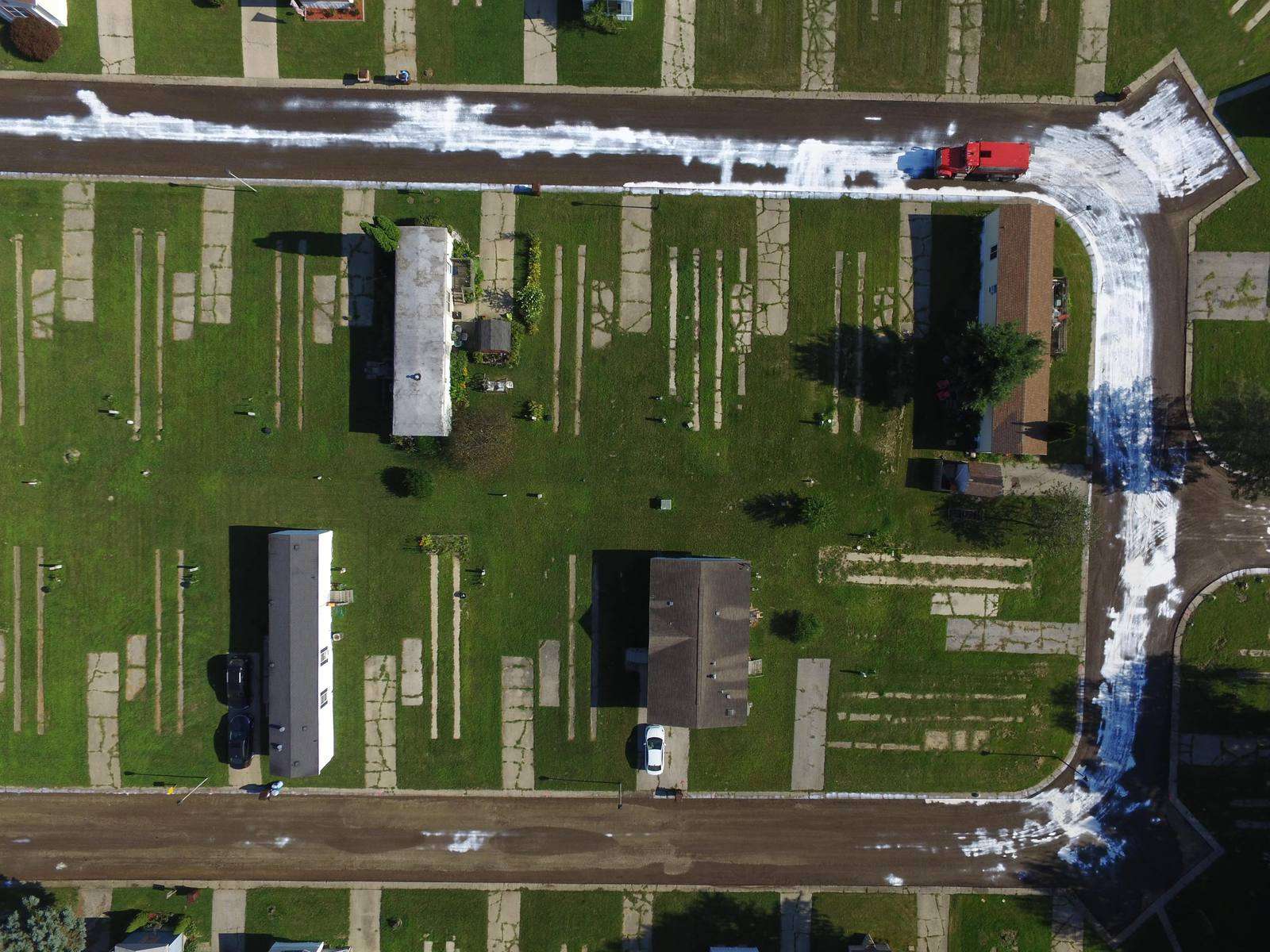 Route rurale en zone éloignée.